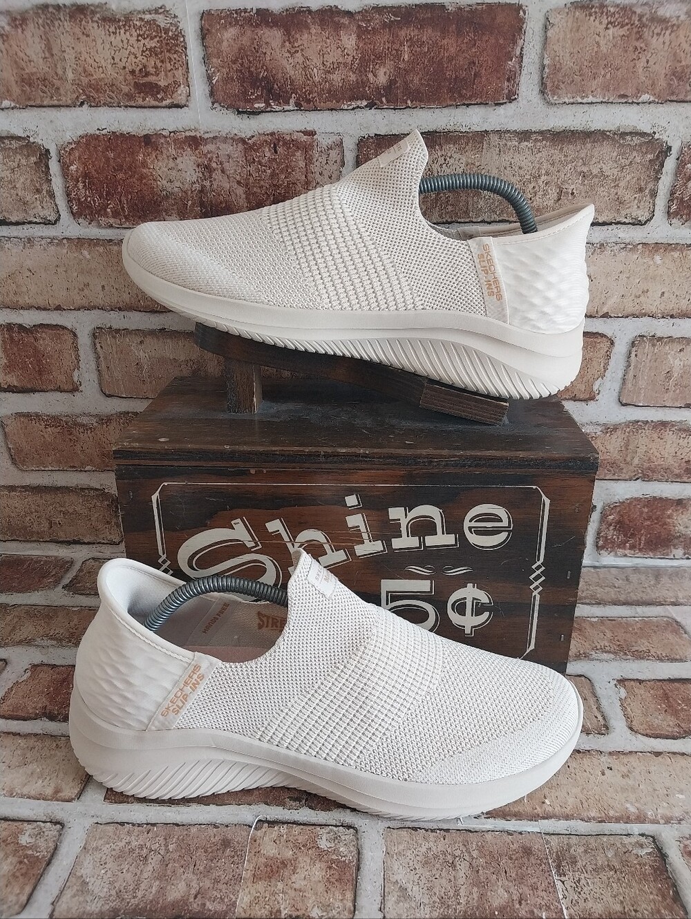 Pre-owned 2024 Skechers X Martha Stewart Ultra Flex Slip Ins